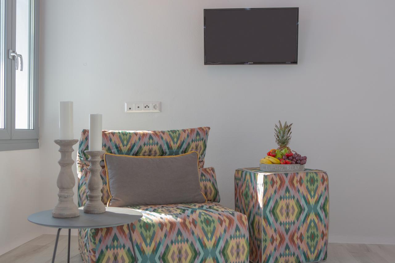 Naxos Riviera Suites Naxos City Exterior photo